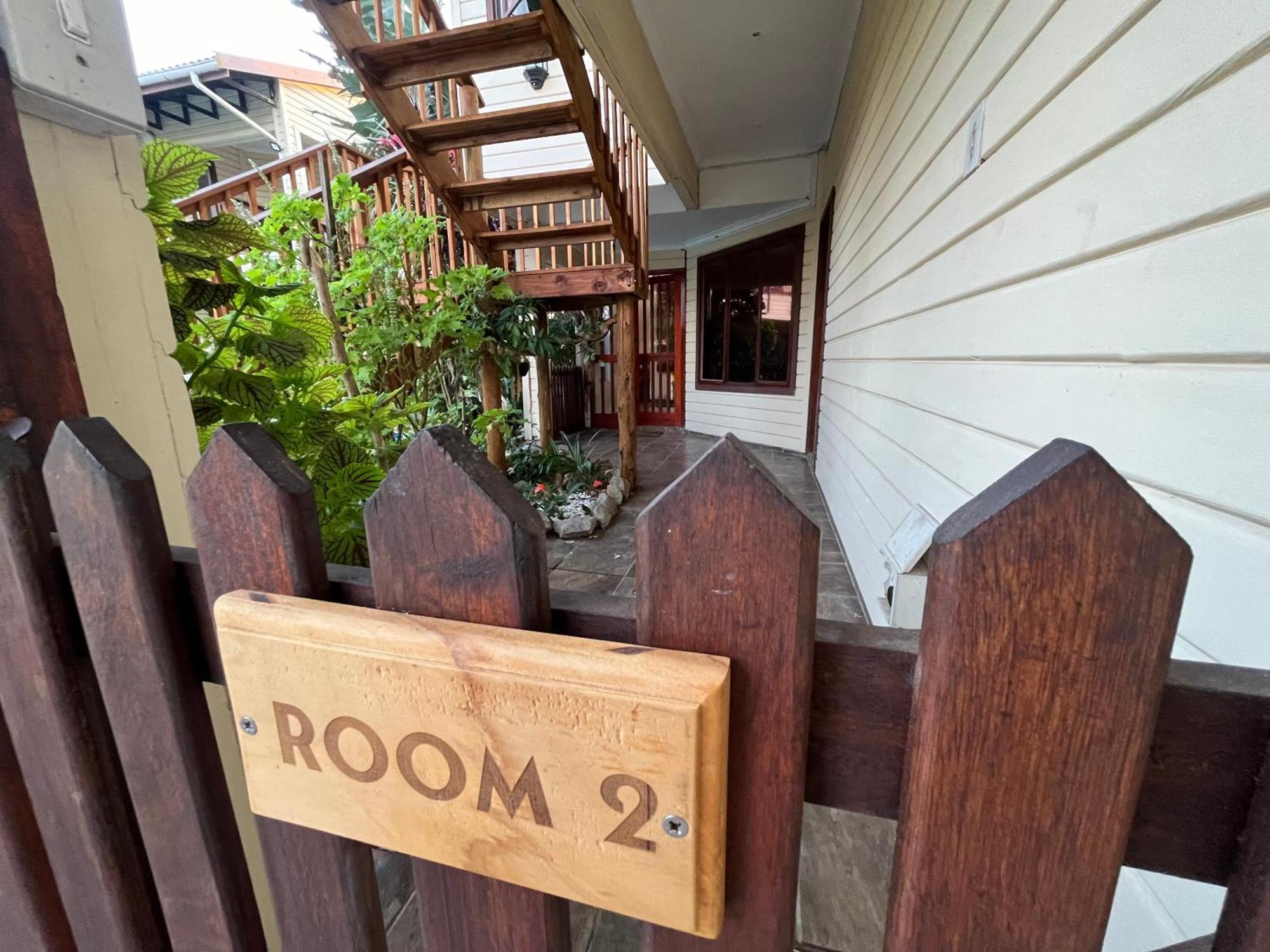ホテル The Wood House エンパンゲニ エクステリア 写真