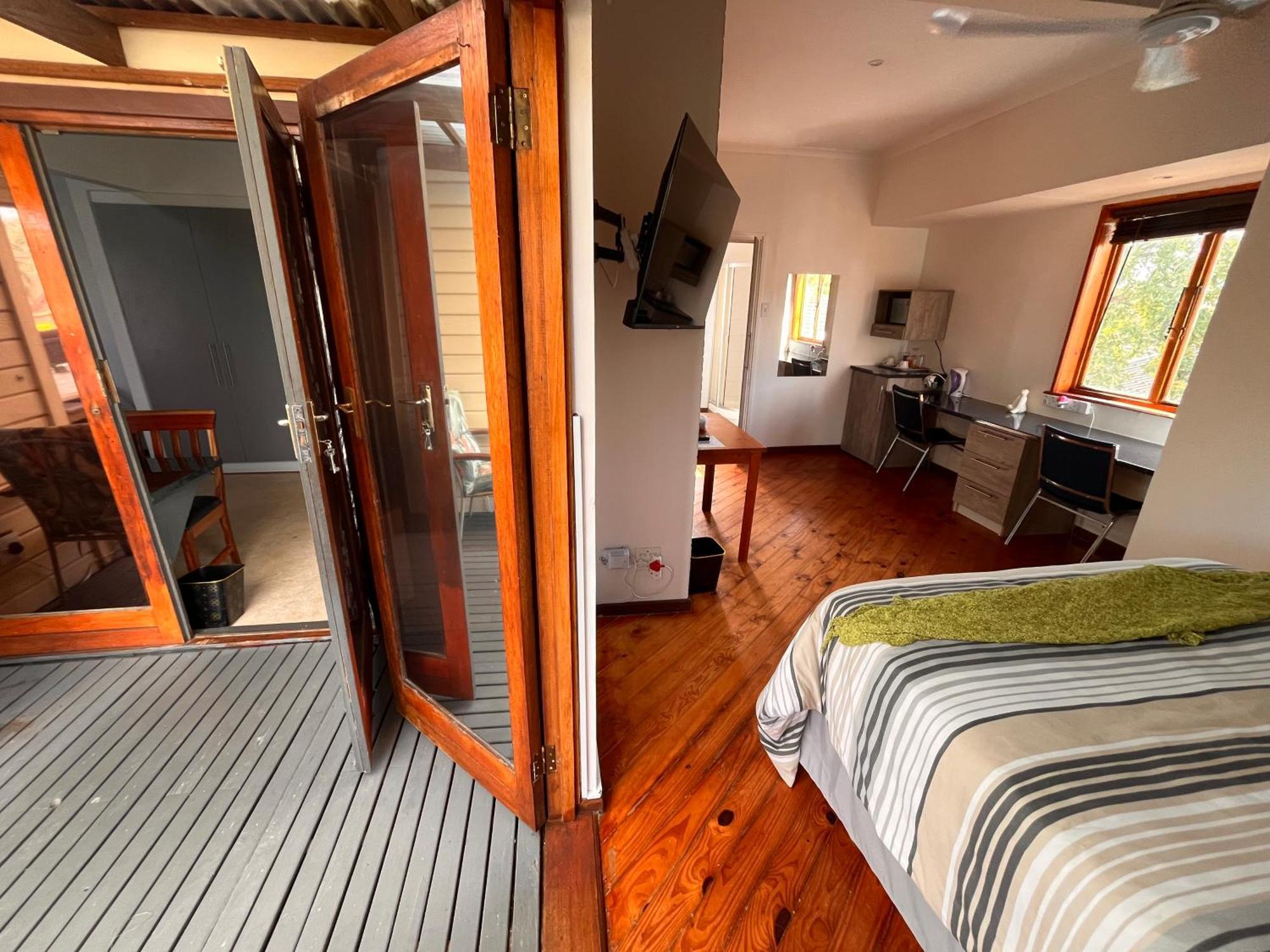 ホテル The Wood House エンパンゲニ 部屋 写真