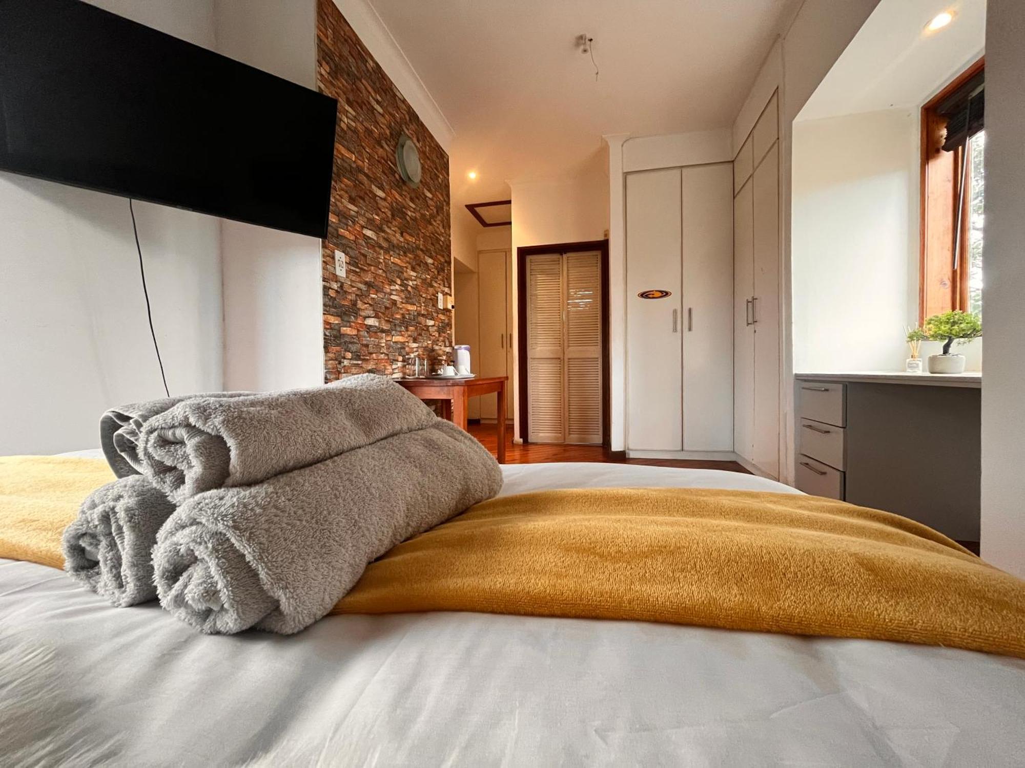 ホテル The Wood House エンパンゲニ 部屋 写真
